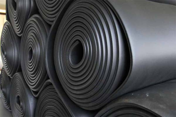 橡塑保溫材料能用在室內管道保溫嗎.jpg 橡塑保溫材料能用在室內管道保溫嗎.jpg